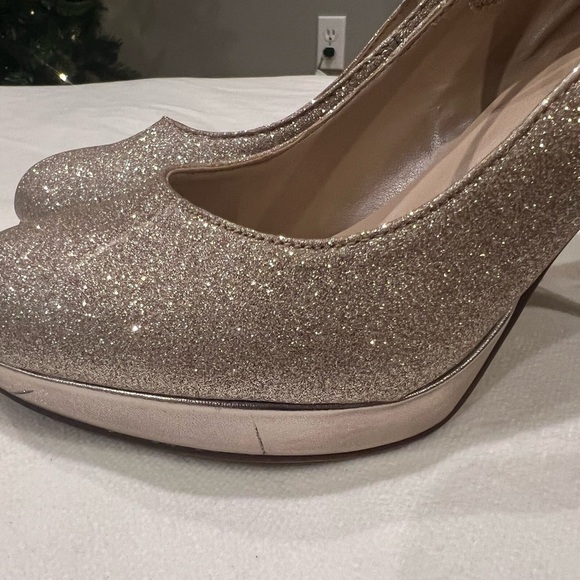 Women’s Unisa Gold Sparkle Formal High Heels Size 6 - Picture 5 of 14